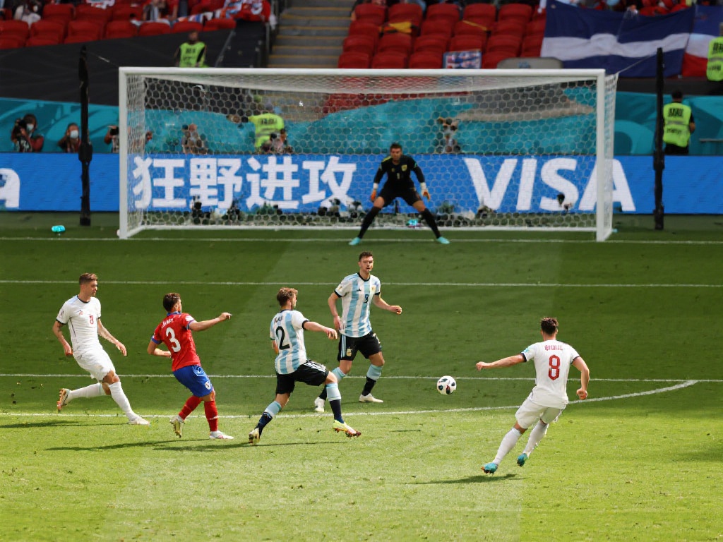 定且具备不 定且具备不